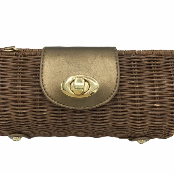 Wicker Metallic Bronze Turn Key Clutch Bag - Picture 3 of 8